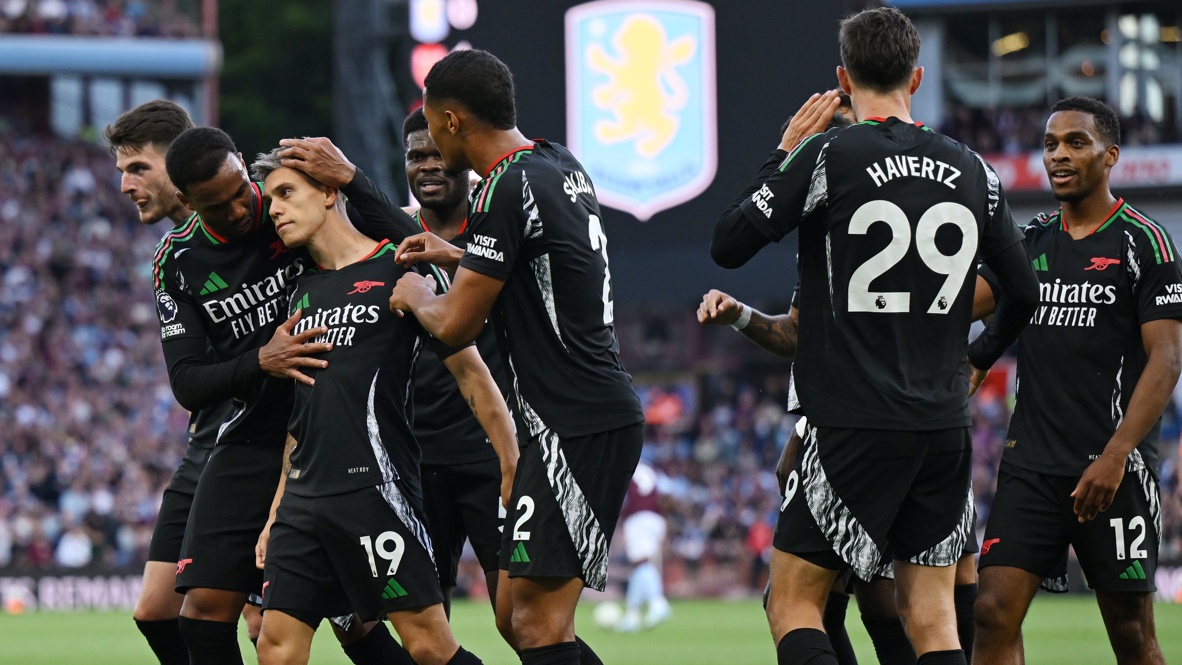 阿森纳今晚造点机会窗口期罗马豪取连胜——英超节点到来,中超冲刺阶段再迎强敌瞬间刷屏(阿森纳今天的比赛直播) 阿森纳今晚造点机会窗口期罗马豪取连胜——英超节点到来,中超冲刺阶段再迎强敌瞬间刷屏(阿森纳今天的比赛直播)